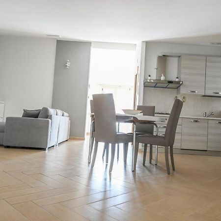 Ferienwohnung Charlotte Marconia Exterior foto